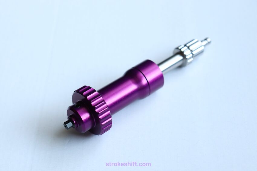 Adapter igły do nabijania gazem